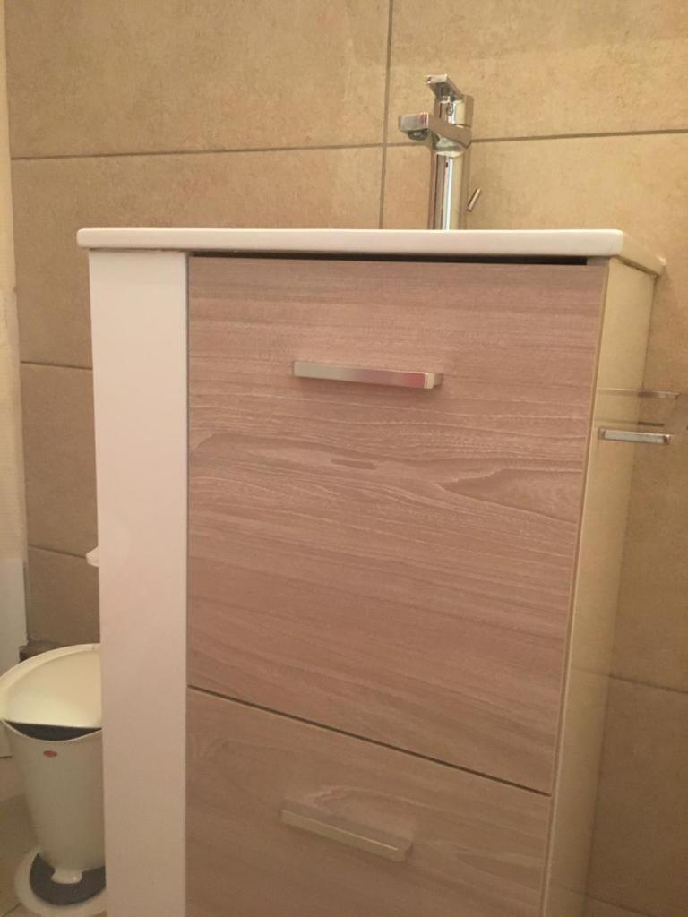 Appart Sympa Dans Le Vieux نيم المظهر الخارجي الصورة